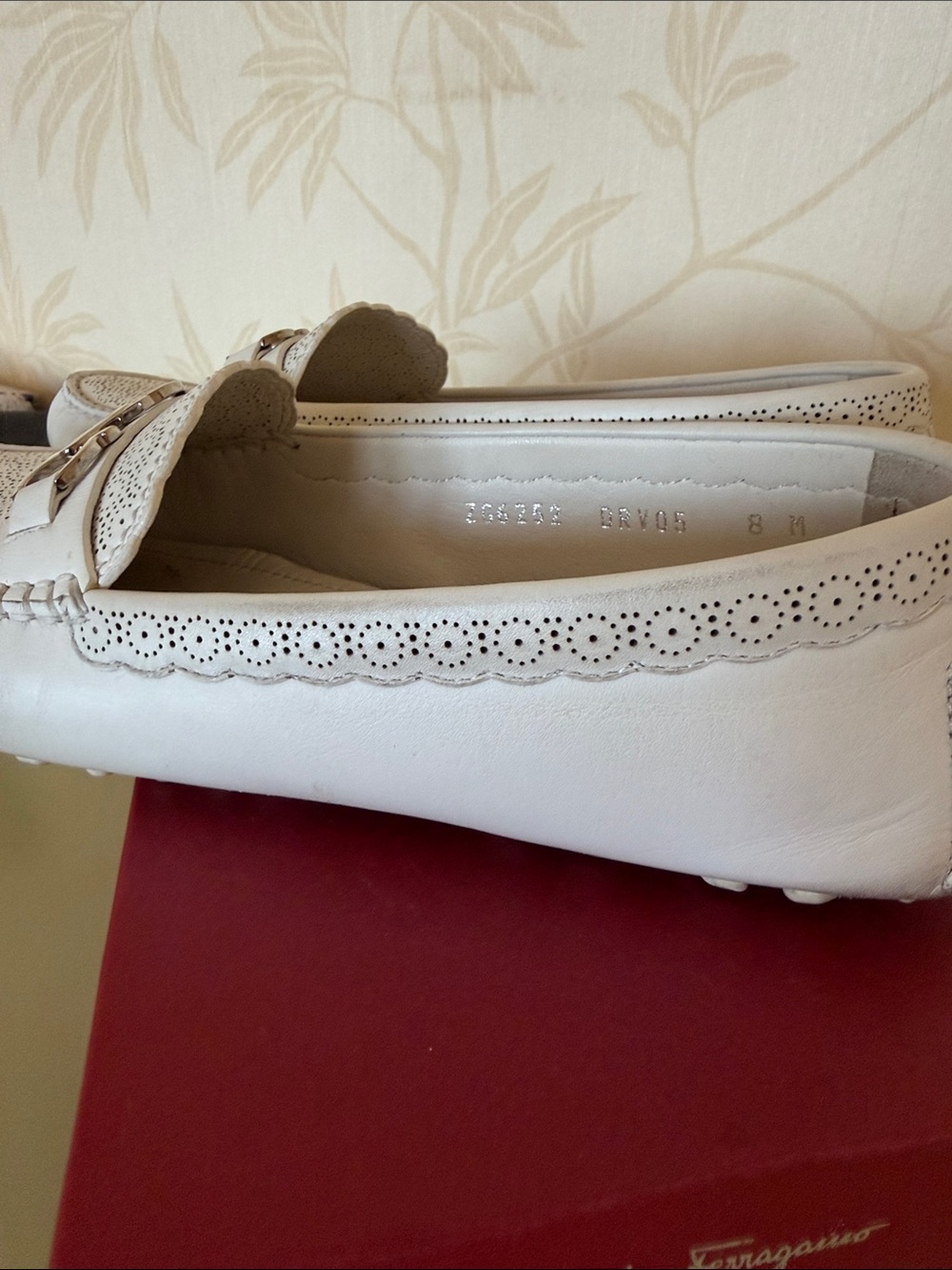 Ferragamo White Leather Perforated Driving Loafers with Metal Bit - Picture 3 of 6